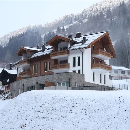 In The Ski Area Of Hinterglemm Saalbach-Hinterglemm